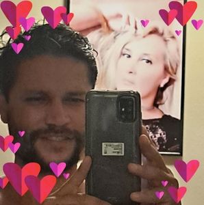 Meet your Posher, Carolina